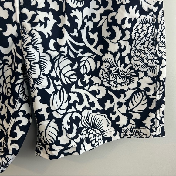 NWT Amazon Blue/White Floral Drawstring Hawaiian Swim Trunks Size Large - Picture 10 of 11